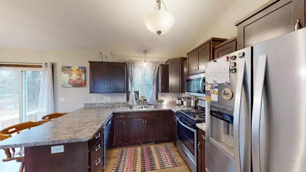 908 10th AVE NE, Rice, MN 56367