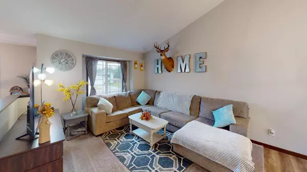 908 10th AVE NE, Rice, MN 56367