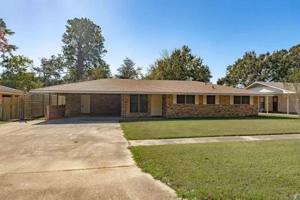 8232 N ESSEN HEIGHTS CT