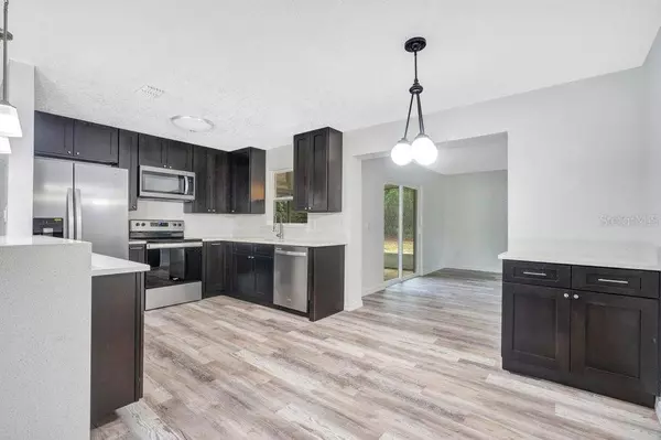 1201 N KEPLER RD, Deland, FL 32724