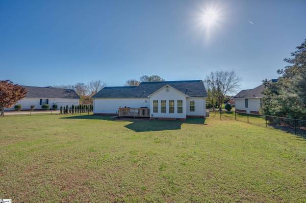 229 Breckenridge Drive, Inman, SC 29349-7091