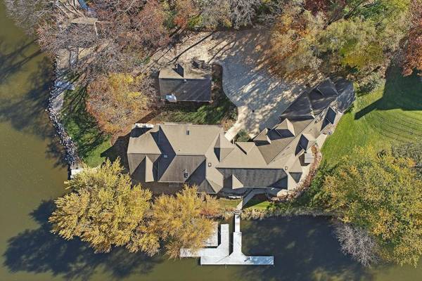 1004 Pistakee View CT, Johnsburg, IL 60051