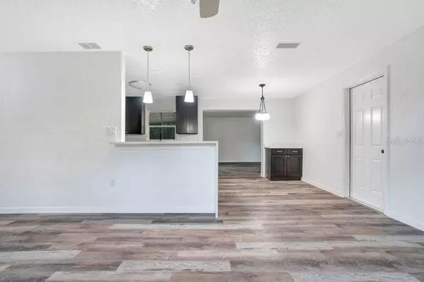 1201 N KEPLER RD, Deland, FL 32724