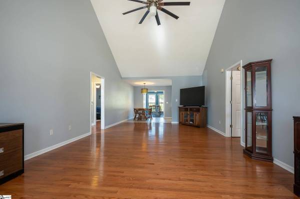 229 Breckenridge Drive, Inman, SC 29349-7091