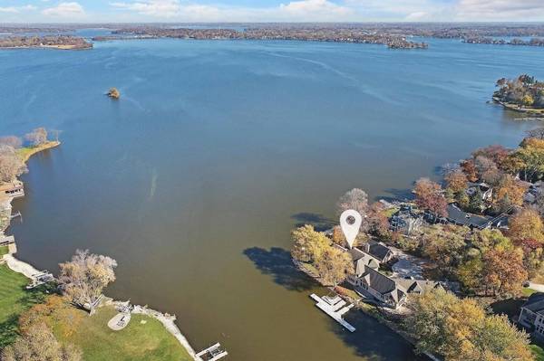 1004 Pistakee View CT