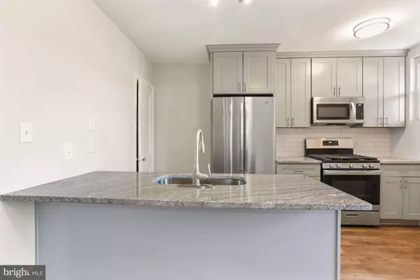 110 36TH ST NE, Washington, DC 20019