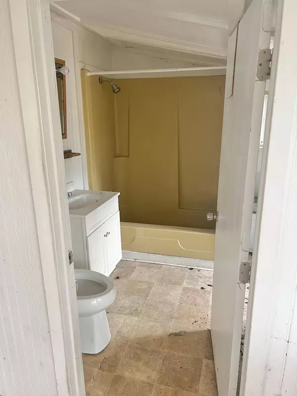 1037 Hazen SE Street, Grand Rapids, MI 49507