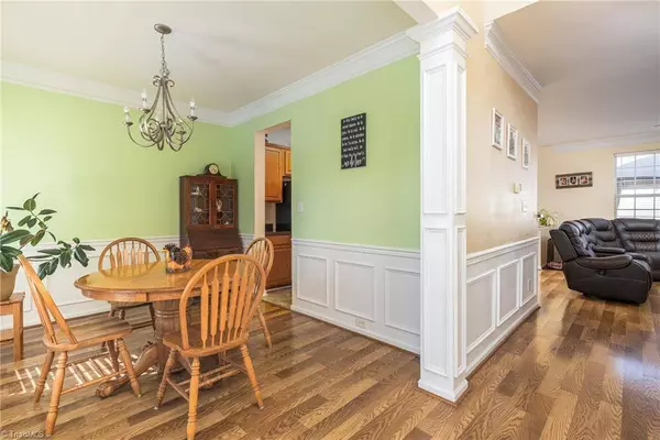 862 Hedgepath TER, High Point, NC 27265