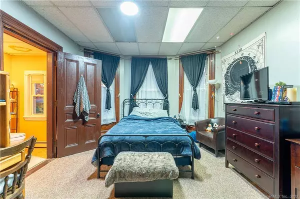 179 South Main Street, Brooklyn, CT 06234