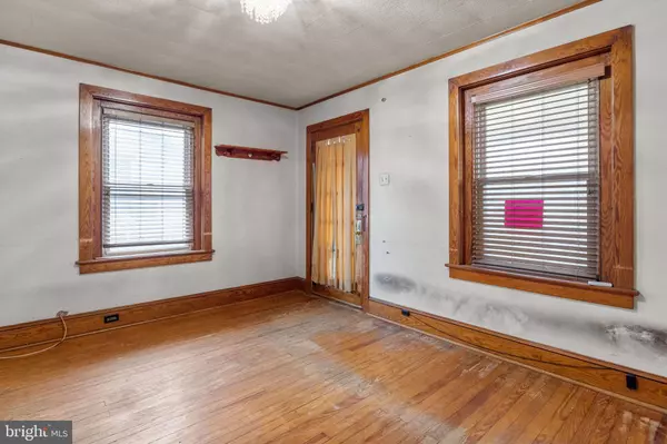 213 PAXSON AVE, Glenside, PA 19038