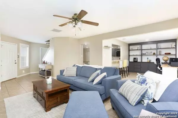 8116 Hoovers Bend, San Antonio, TX 78250