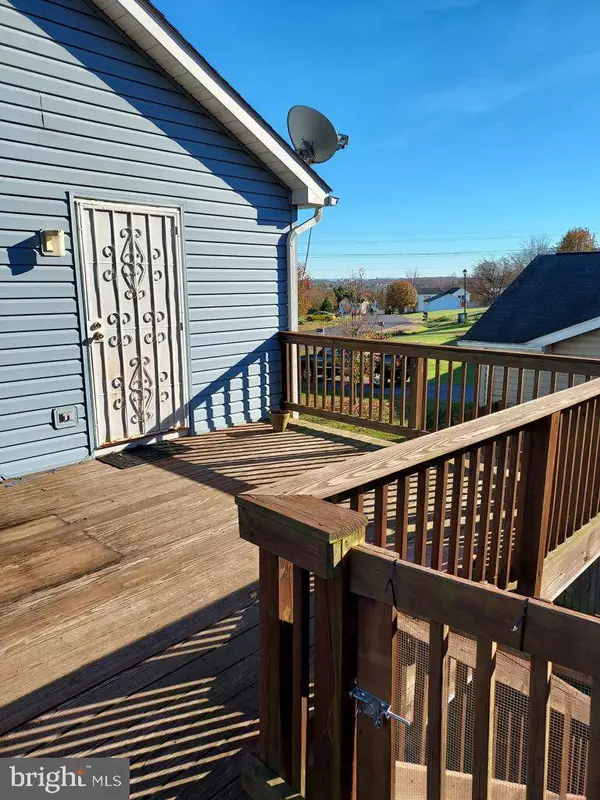 448 UNIVERSE DR, Martinsburg, WV 25404