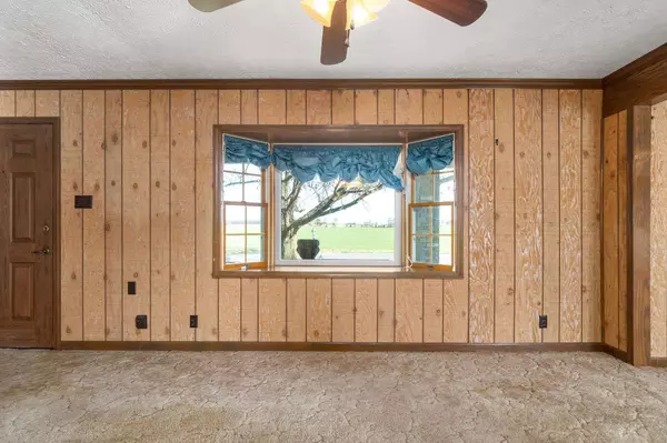 3430 Locust Grove Rd, Hopkinsville, KY 42240