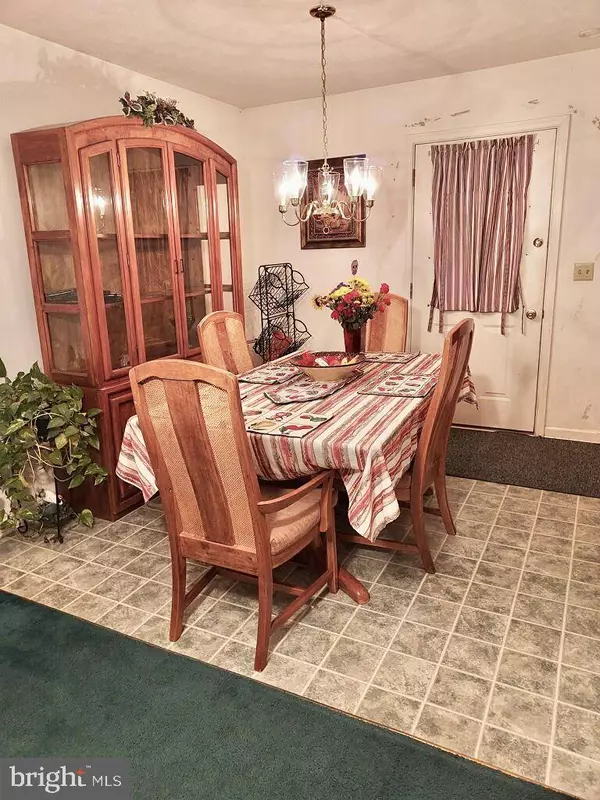 448 UNIVERSE DR, Martinsburg, WV 25404