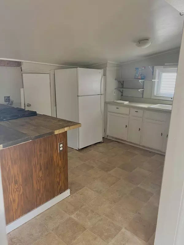 1037 Hazen SE Street, Grand Rapids, MI 49507