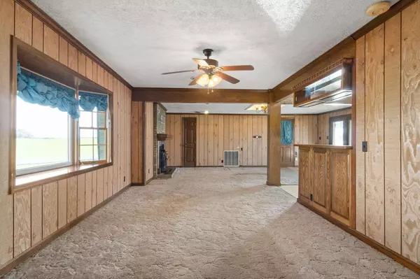 3430 Locust Grove Rd, Hopkinsville, KY 42240