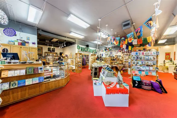 199 N Main ST, Ashland, OR 97520