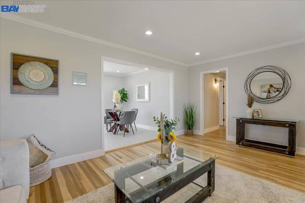 7865 Tamarack Dr, Dublin, CA 94568