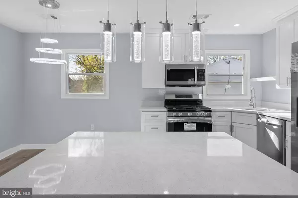 5705 ELLERBIE ST, Lanham, MD 20706