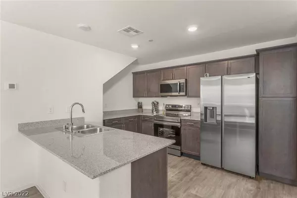 2649 Blizzard Blue Court, North Las Vegas, NV 89086