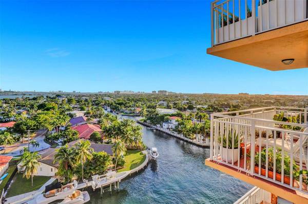 2450 NE 135th St #907, North Miami, FL 33181