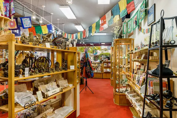 199 N Main ST, Ashland, OR 97520