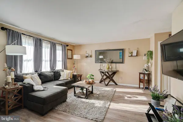 3319 WOODHAVEN RD, Philadelphia, PA 19154