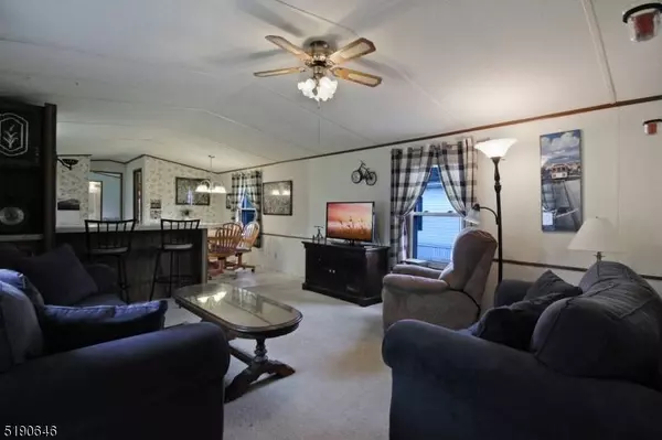 10 Clover Lane, White Twp., NJ 07823