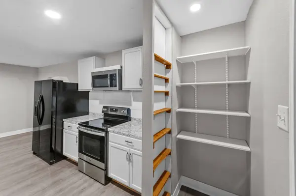 3003 Oxfordshire Lane, Farmers Branch, TX 75234