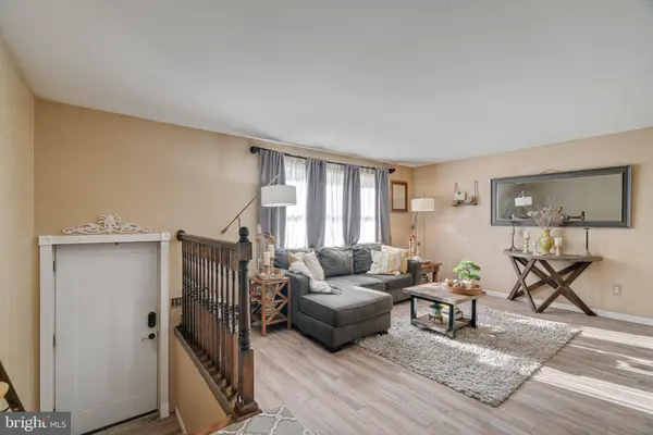 3319 WOODHAVEN RD, Philadelphia, PA 19154