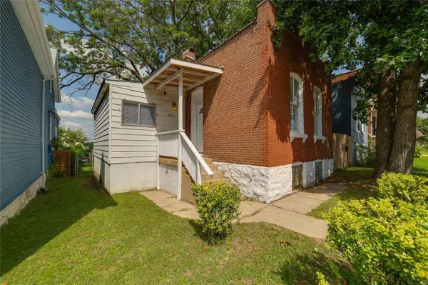 4647 Varrelmann AVE, St Louis, MO 63116