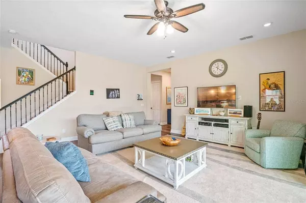 1602 PINK DOGWOOD WAY, Oviedo, FL 32765