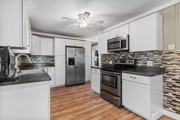 13 Wilder St, Nashua, NH 03060