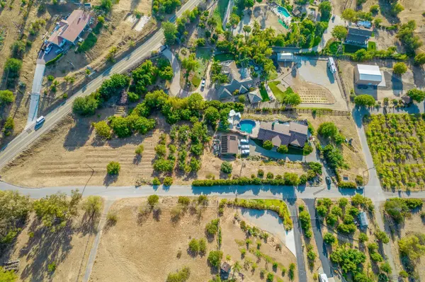 32070 Via Vera, Bonsall, CA 92003