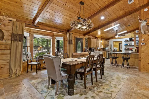 100 County Road 2835, Pittsburg, TX 75686