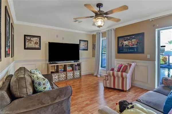 153 SE 4th TER, Cape Coral, FL 33990