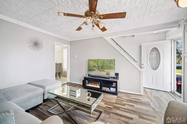 14 Kuhlthau AVE, Milltown, NJ 08850