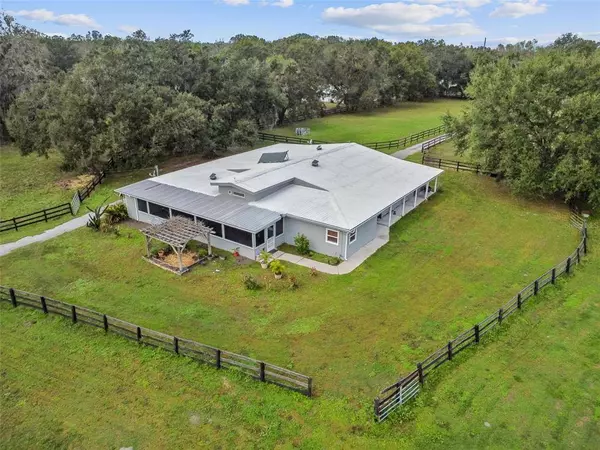 1307 E TRAPNELL RD, Plant City, FL 33566