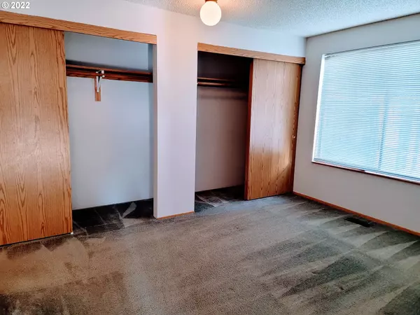 16621 SE NAEGELI DR, Portland, OR 97236