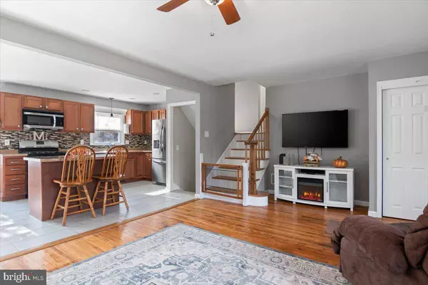 913 ELTY AVE, Vineland, NJ 08360