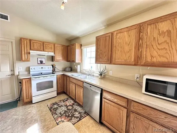 10321 N Spaulding DR, Citrus Springs, FL 34433