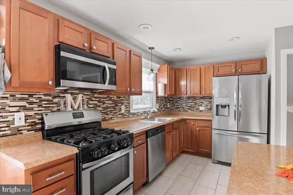 913 ELTY AVE, Vineland, NJ 08360