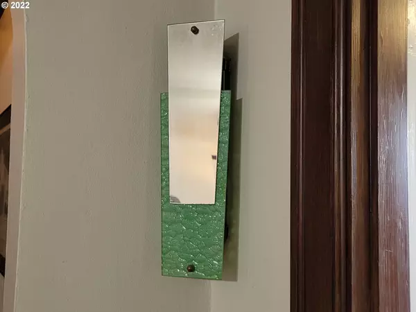 387 S 14TH AVE, Cornelius, OR 97113