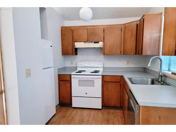 16621 SE NAEGELI DR, Portland, OR 97236