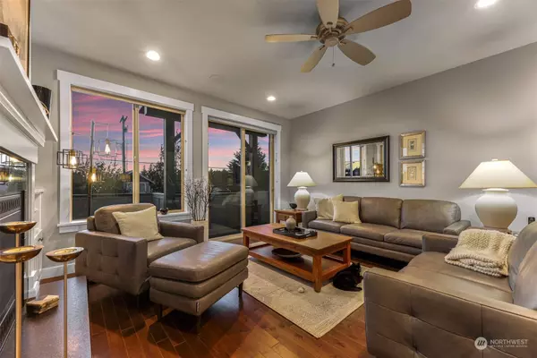 813 11th ST, Bellingham, WA 98225