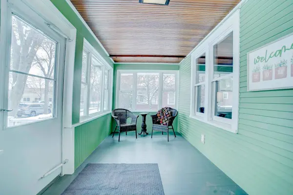 432 4th ST N, Bayport, MN 55003