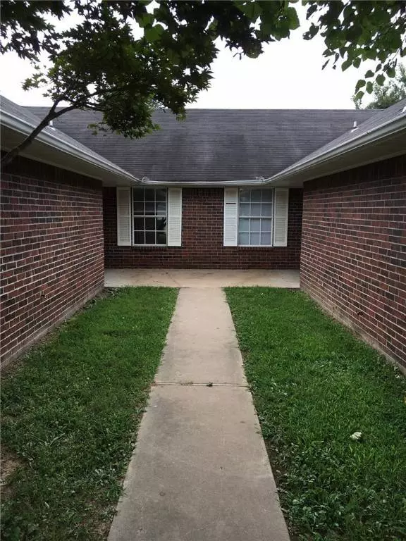 2839 Adrian Avenue, Springdale, AR 72764