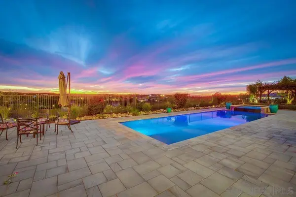 11646 Punta Dulcina, San Diego, CA 92131