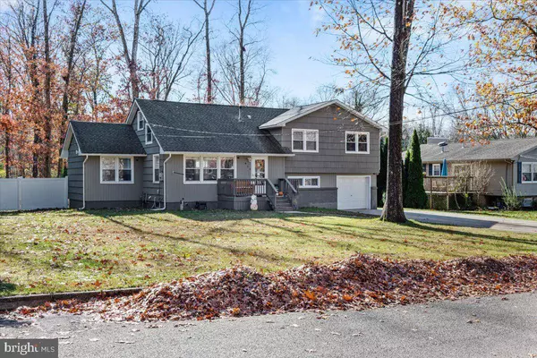 913 ELTY AVE, Vineland, NJ 08360