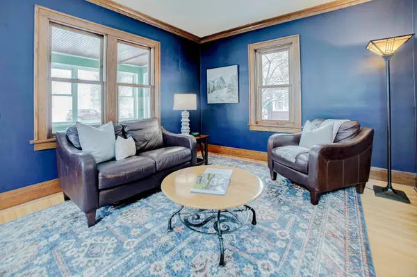 432 4th ST N, Bayport, MN 55003